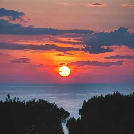 Panoramica Sunset House * Torre Vado